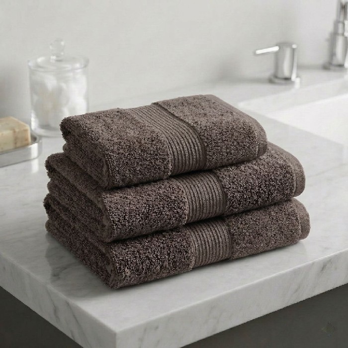 home-textiles/bath-linen-towels/luna-egyptian-cotton-towel-taupe-30cm-x-50cm-600gsm